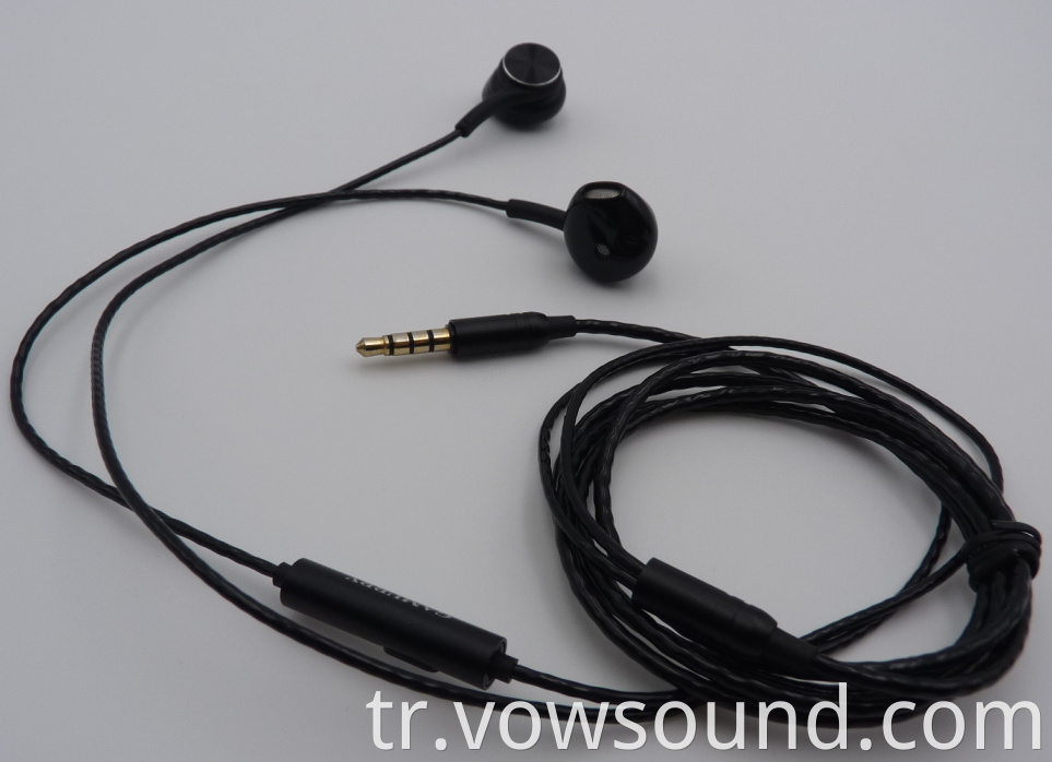 In-Ear Wired Earbuds